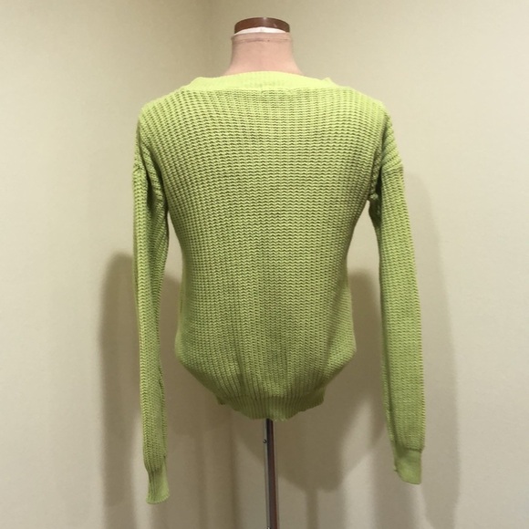Boohoo Sweater Size Small Chartreuse Green Pullover - Picture 4 of 9